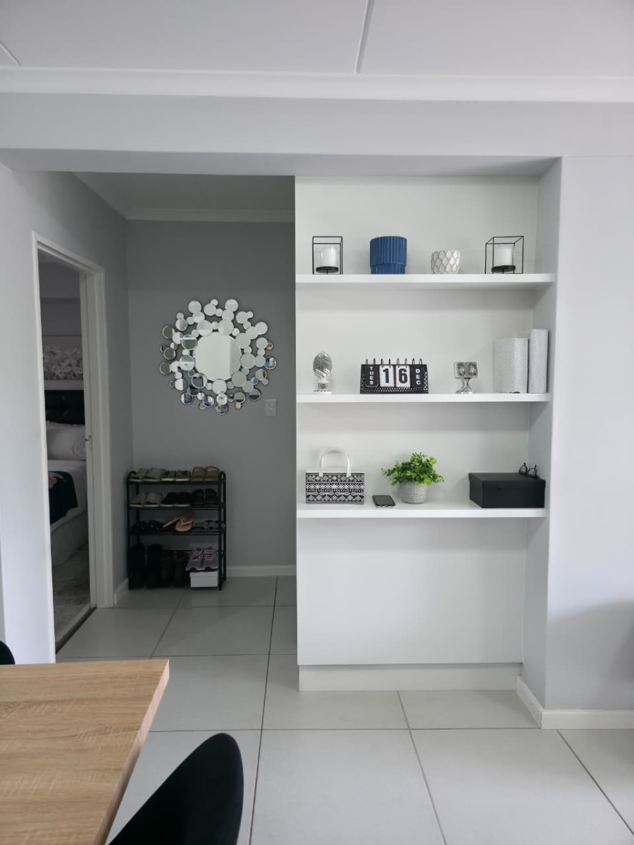 2 Bedroom Property for Sale in Burgundy Estate Western Cape